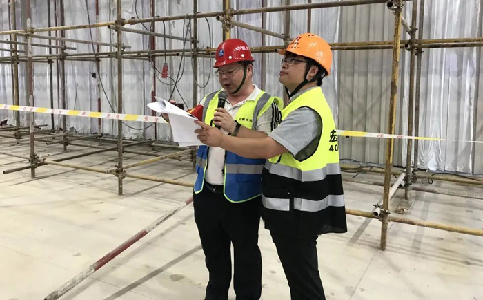 宏信建發(fā)聯(lián)合中建三局開展高空車安全操作培訓暨應(yīng)急演練活動